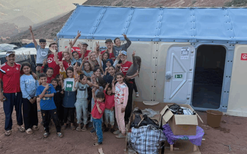 Trainingslocatie om noodshelters te bouwen